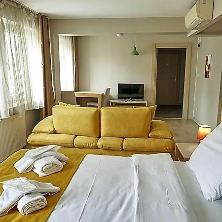 Lägenhetshotell Galata World 4*