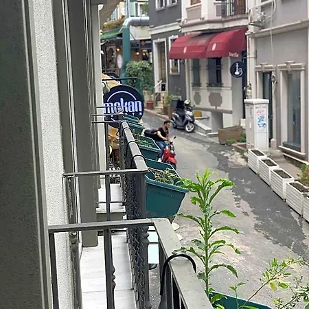 Galata World Lägenhetshotell 4*